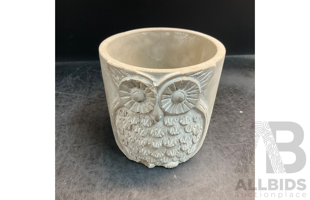 Owl and Well Cement Garden Pots - Lot of 6