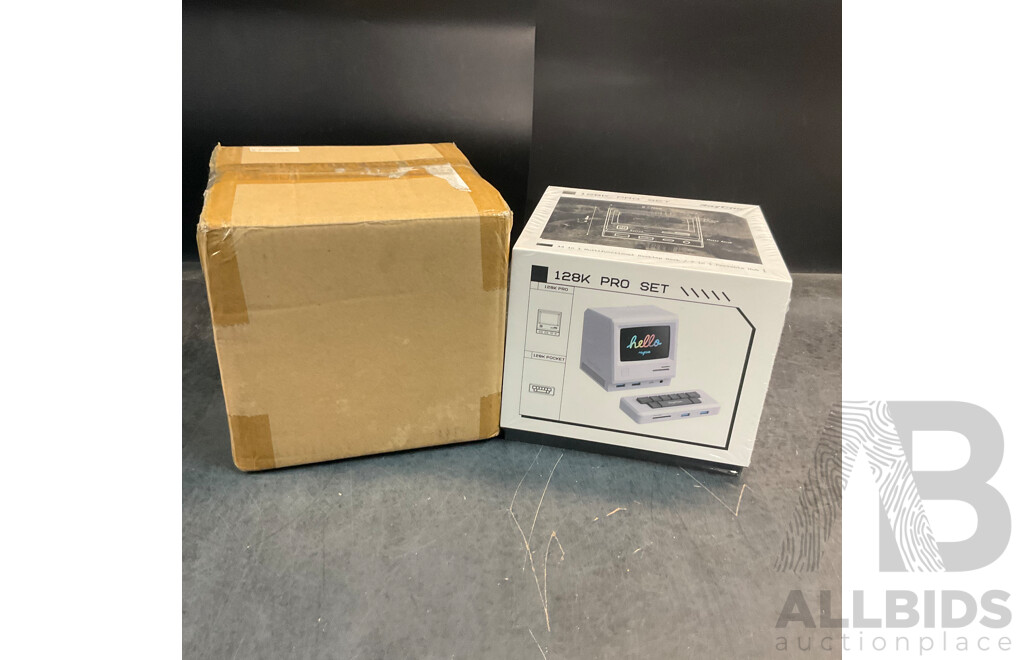 RAYCUB 128K Pro Set Multifunctional Desktop Dock / Portable Hub - Lot of 2