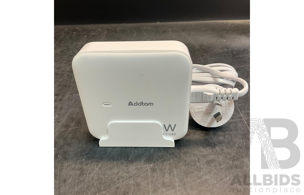 Addtam 100W Desktop GaN Charger X10 & Veektomx 10000mAh Power Bank ( Assorted Colour) X10 - Lot of 20