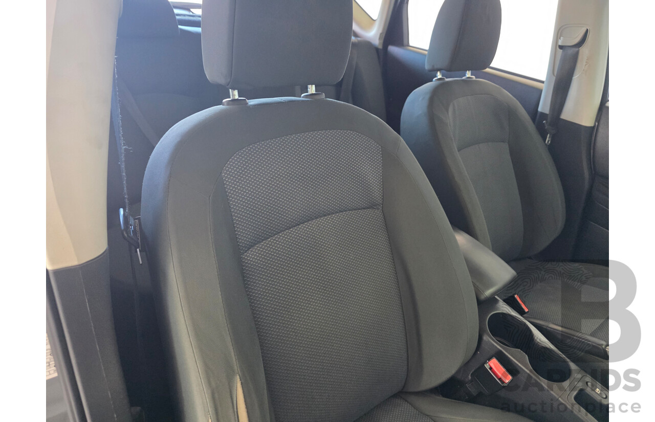 11/2010 Nissan Dualis ST (4x2) J10 MY10 4d Wagon Silver 2.0L