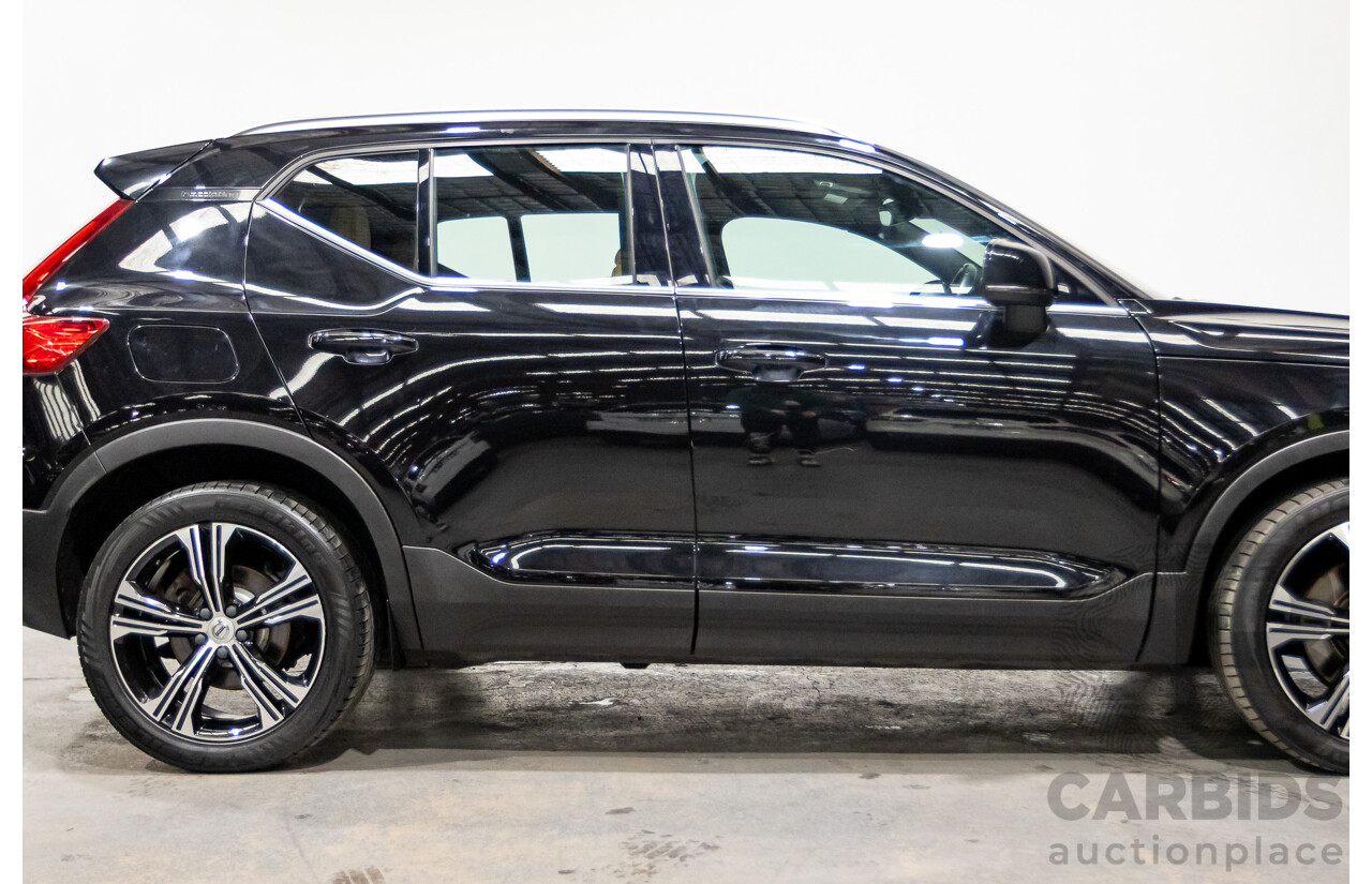 09/2018 Volvo XC40 T4 INSCRIPTION (AWD) 536 MY19 4D Wagon Onyx Black Turbo 2.0L