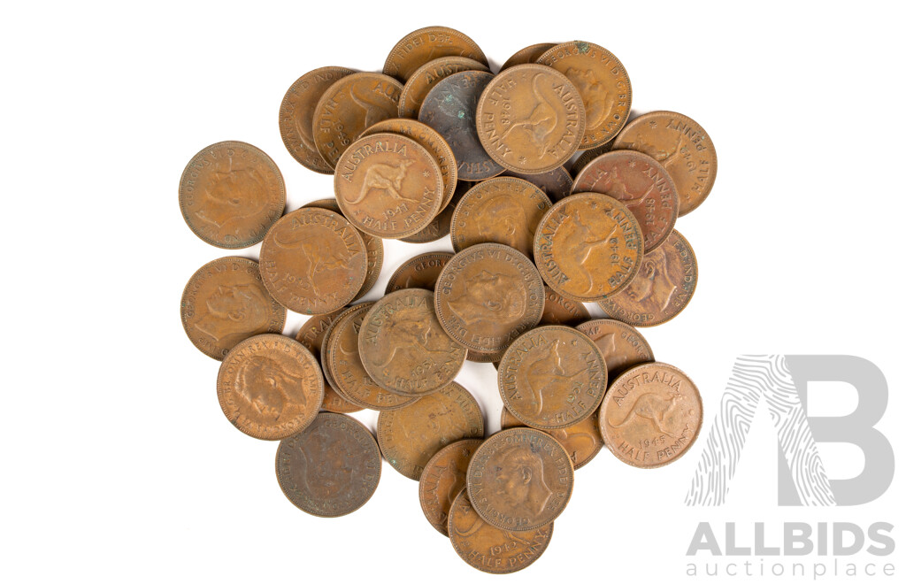 Australian KGVI Half Pennies Including 1942 (14) 1951(15) Consecutive 1944 to 1949