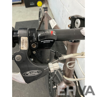 GIANT CRX Three Road Bike