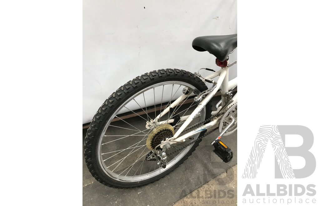 PACIFIC EXPLOIT 5 SPEED MOUNTAIN BIKE