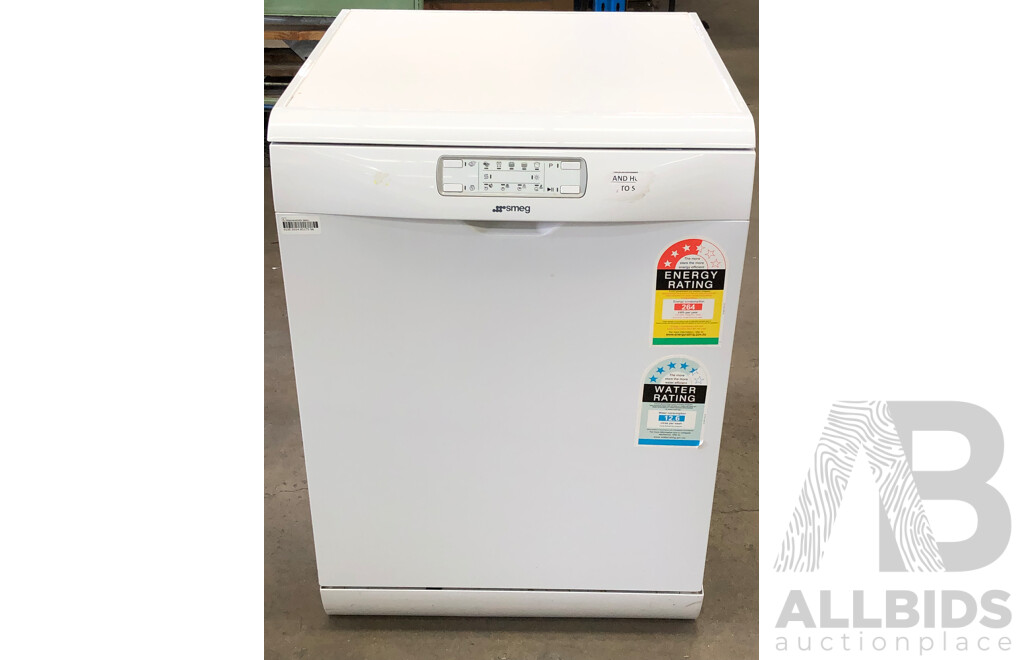 Smeg DWA149W Feestanding Dishwasher