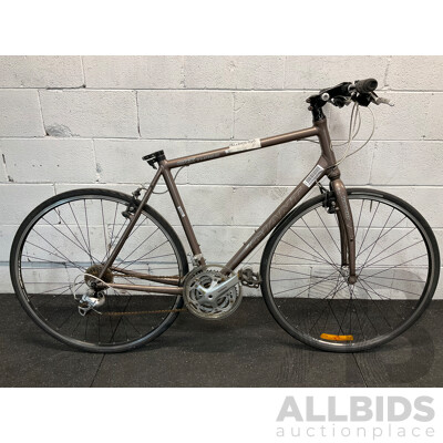 GIANT CRX Three Road Bike