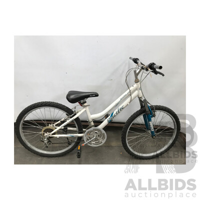 PACIFIC EXPLOIT 5 SPEED MOUNTAIN BIKE