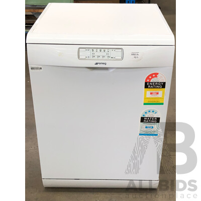 Smeg DWA149W Feestanding Dishwasher