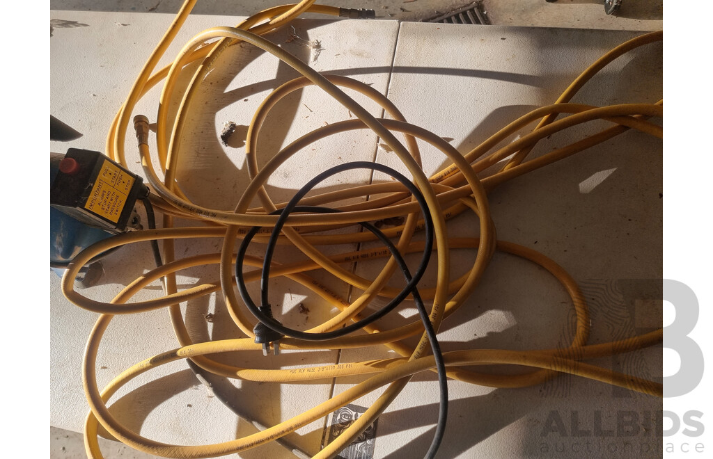 NU Power 6L Air Compressor with Air Hose
