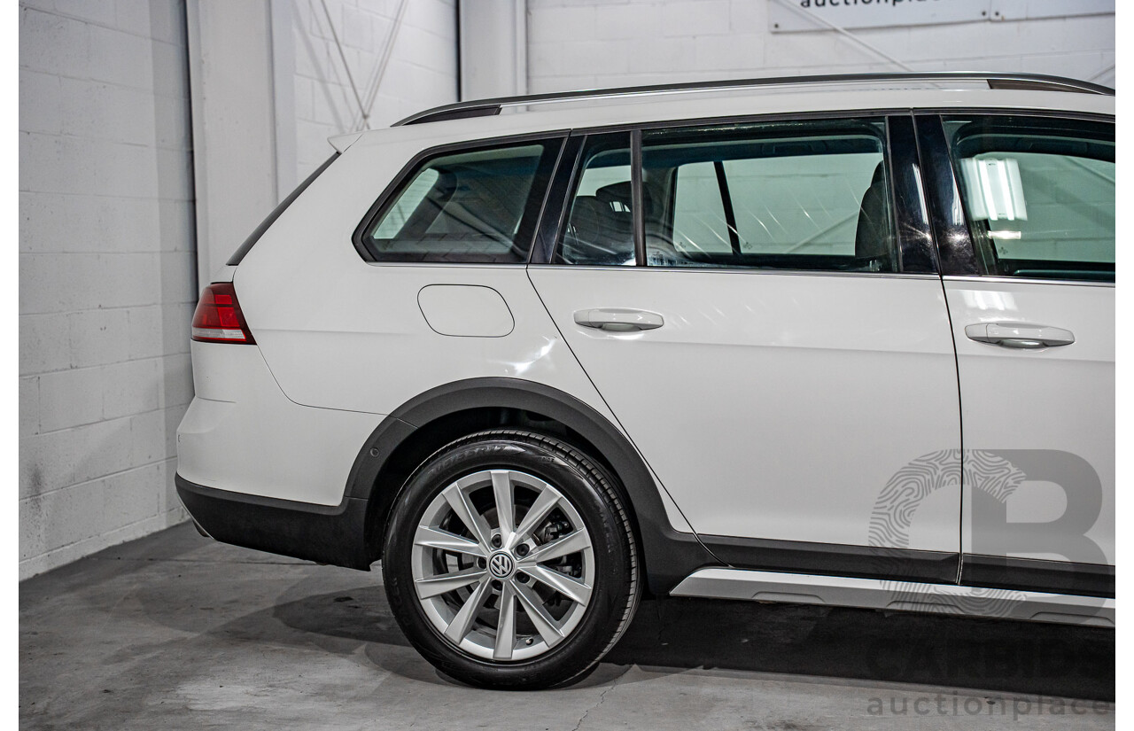 06/2019 Volkswagen Golf Alltrack 132 TSI (AWD) AU MY19.5 4d Wagon Pure White Turbo 1.8L