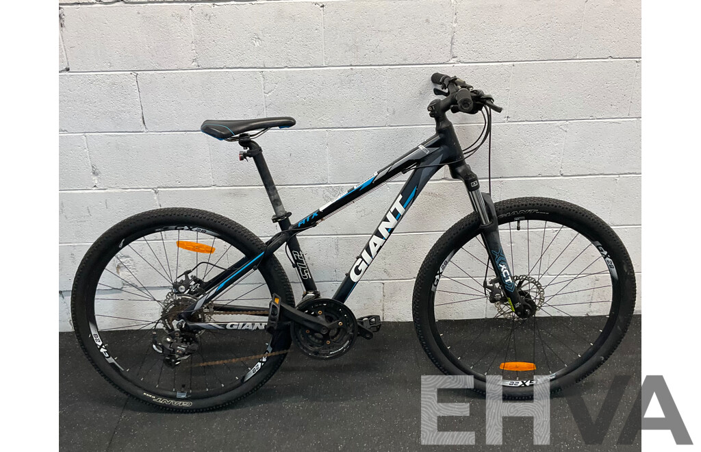 Giant 27.5'' ATX Bike