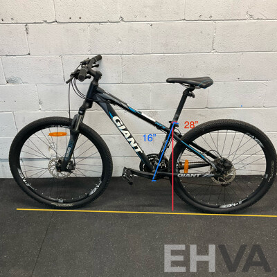 Giant 27.5'' ATX Bike