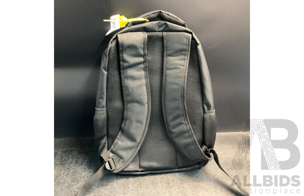 Black Backpack - 30 X 11x 40 Cm