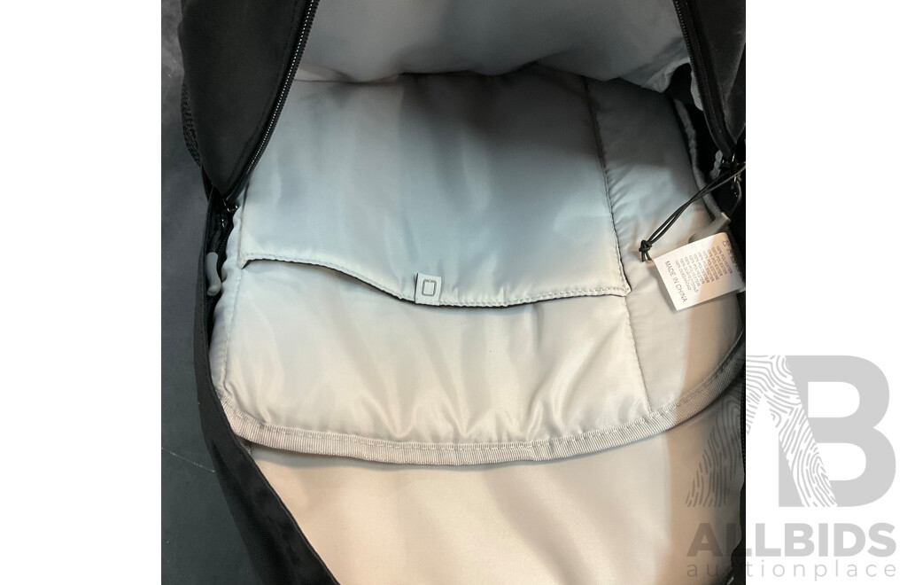 Caribee Yuma 25 Backpack