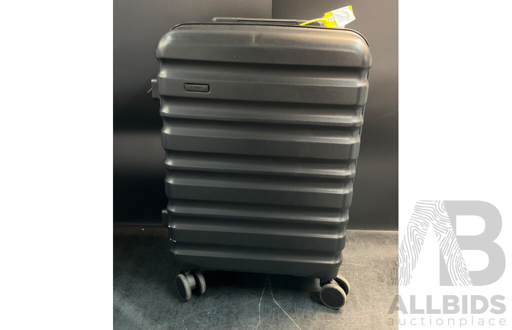 Swiss Dresden Small Suitcase