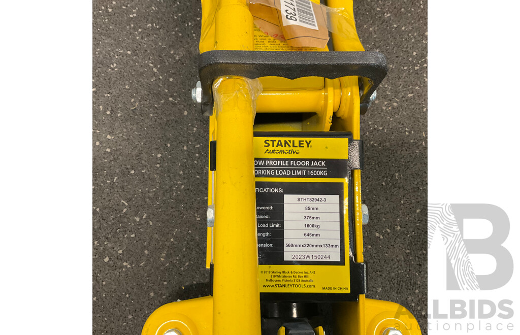 Stanley Low Profile Floor Jack  STHT82942-3 (1600KG)