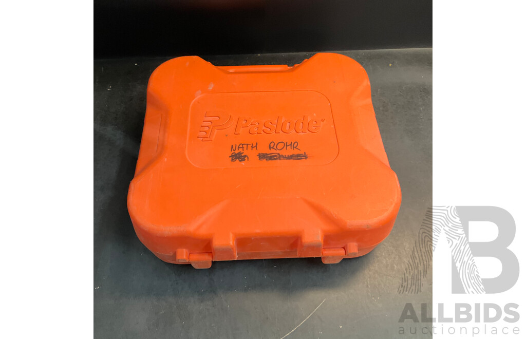 Paslode Framing Gun Nailer with Case