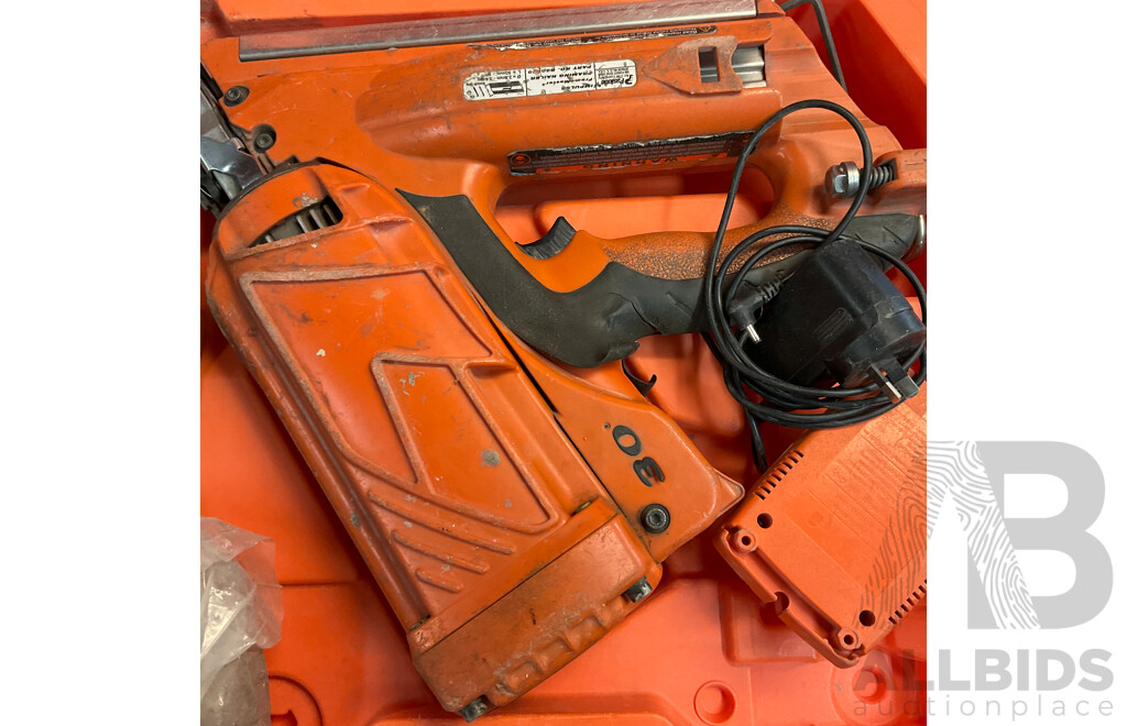 Paslode Framing Gun Nailer with Case