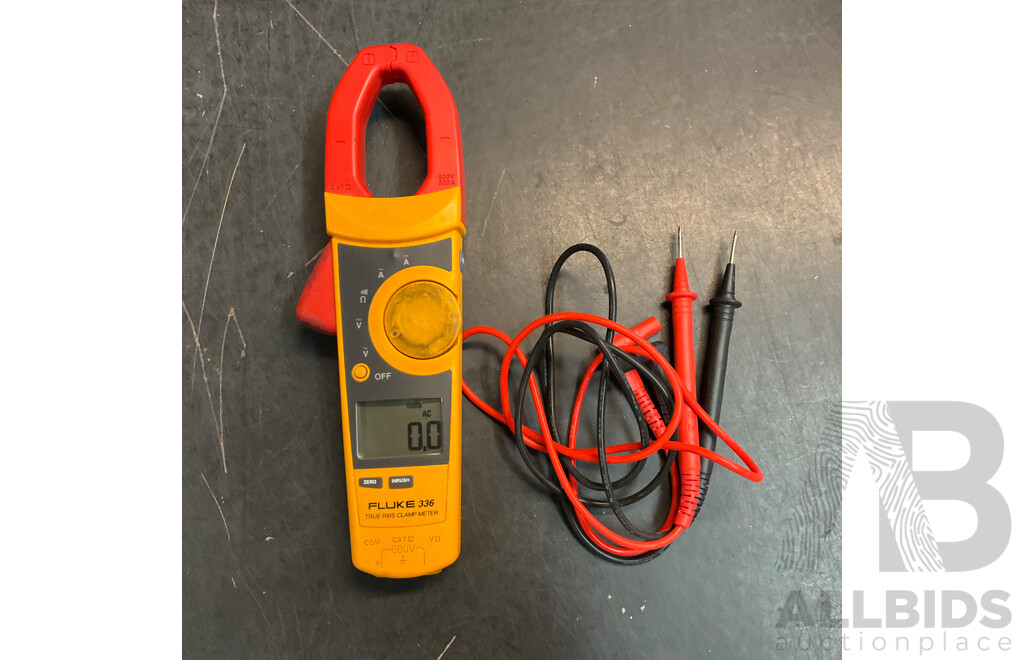 FLUKE 336 True RMS Clamp Meter