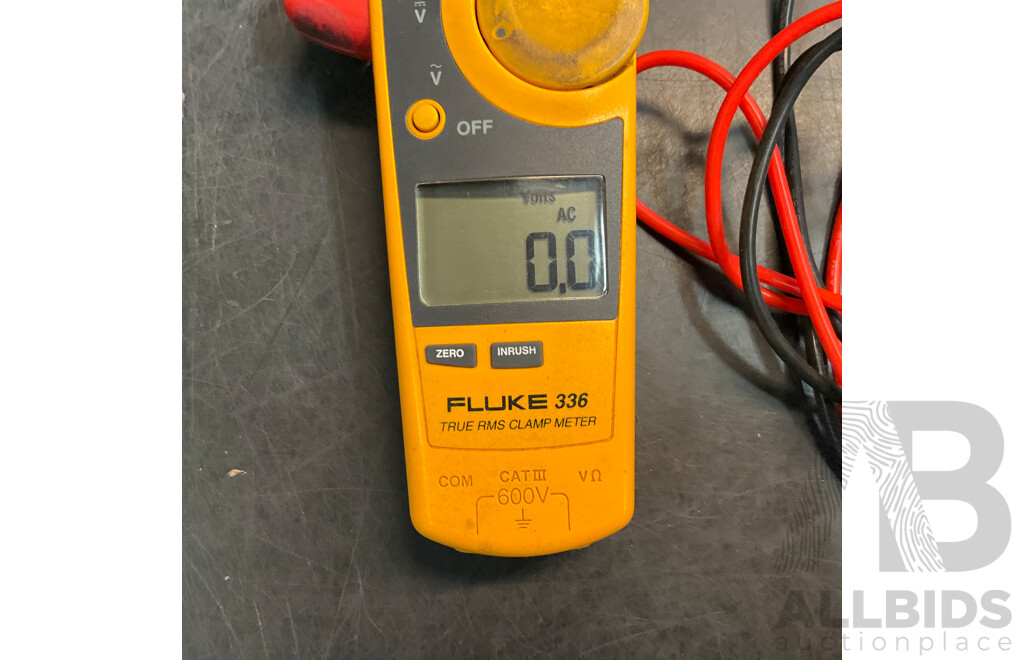 FLUKE 336 True RMS Clamp Meter