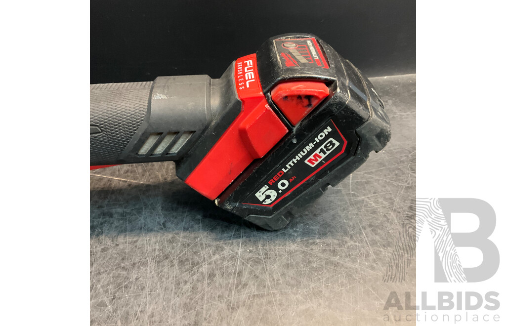 Milwaukee M18 FSAG 125 XPDB 125mm Braking Angle Grinder with Deadman Paddle Switch with 1 X Battery