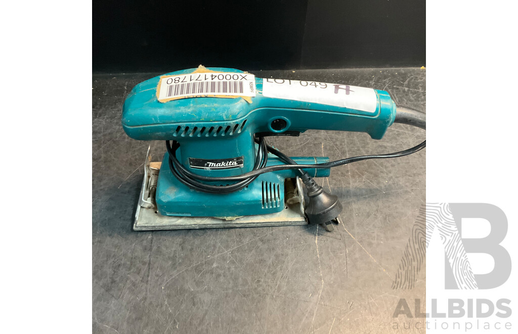 Makita DMP-180 Air Inflator & BO3700 Sheet Sander