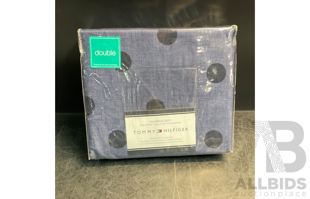 TOMMY HILFIGER Olympia Dot Double Quilt Cover Set - RRP $279.95