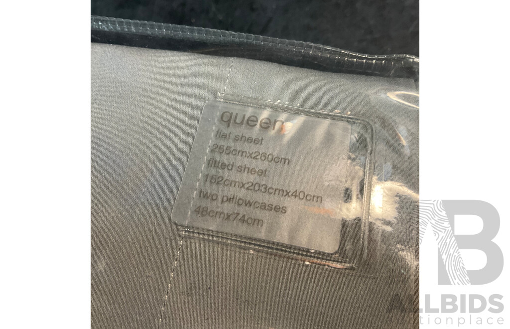 Home Republic Grey Queen Sheet Bed Set - RRP $199.00