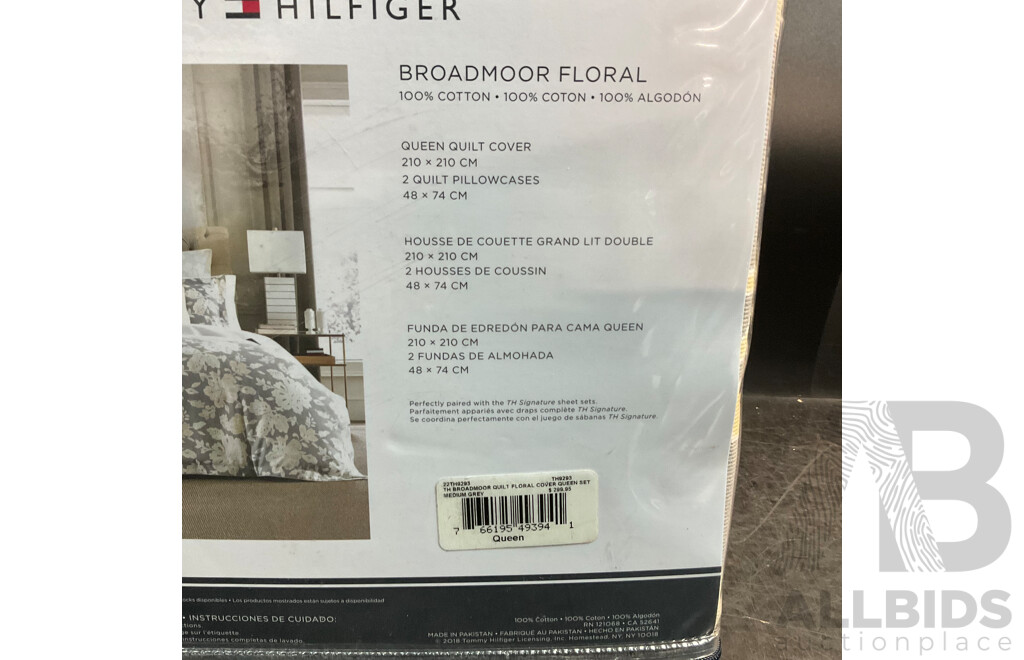 TOMMY HILFIGER Broadmoor Floral Queen Quilt Cover Set - RRP $299.95