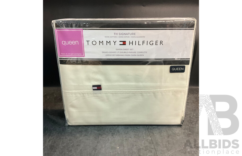 TOMMY HILFIGER TH Signature Queen Sheet Set White - RRP $249.95