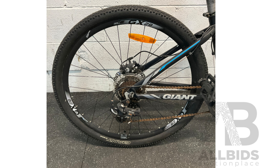 Giant 27.5'' ATX Bike