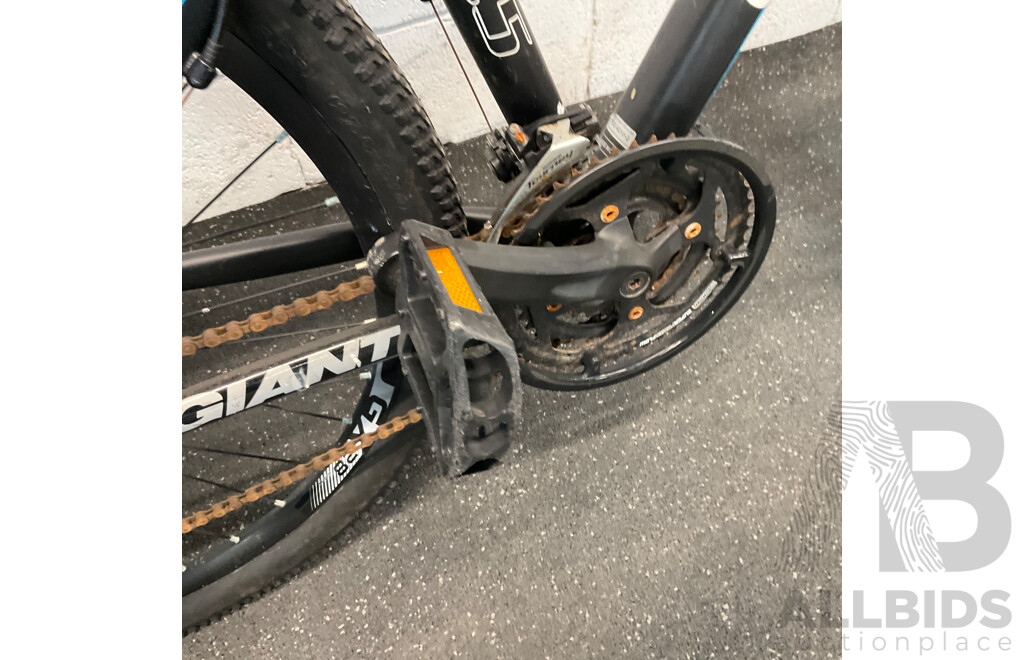 Giant 27.5'' ATX Bike