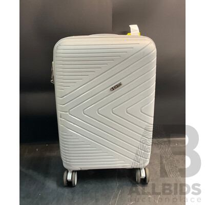Swiss Dresden Small Suitcase