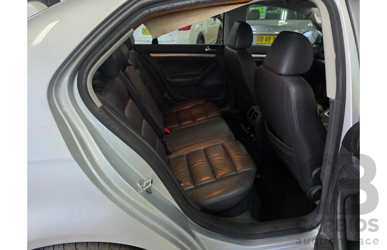 11/2006 Volkswagen Jetta 2.0 FSI 1KM 4d Sedan Silver 2.0L