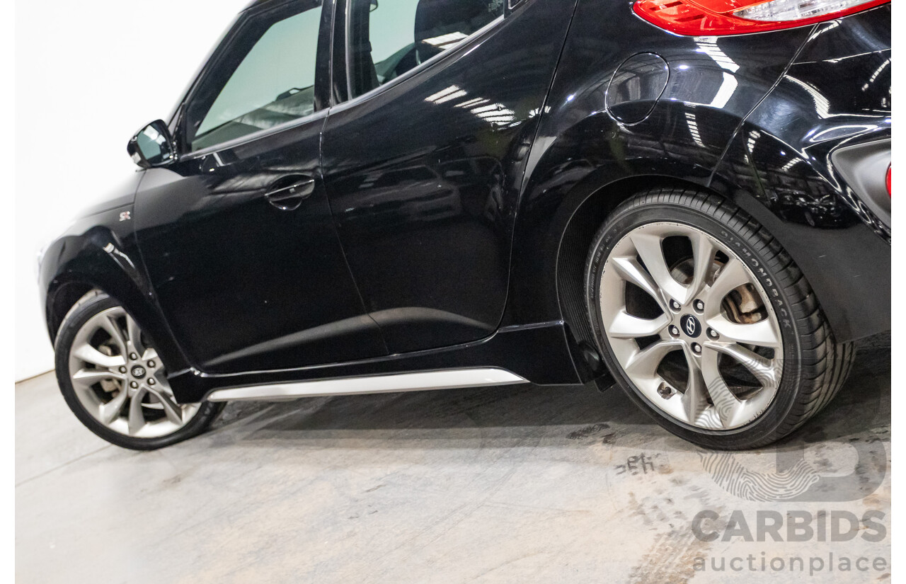 10/2016 Hyundai Veloster SR Turbo FS4 SERIES 2 3D Coupe Black 1.6L