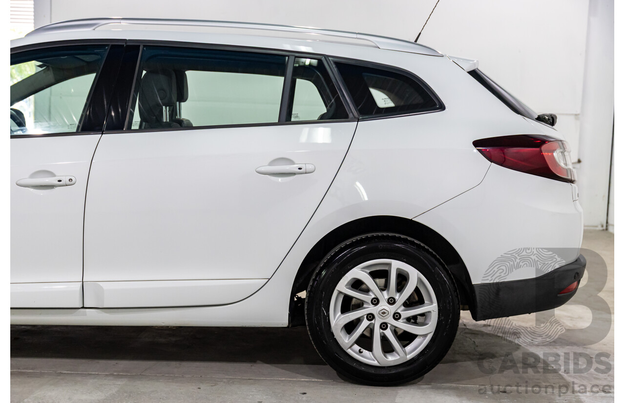 4/2015 Renault Megane Dynamique K95 MY14 4d Wagon Glacier White Turbo 1.2L