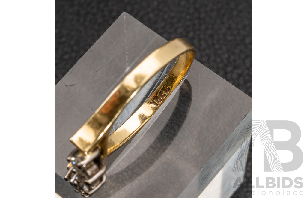 18ct Vintage Diamond Eternity Ring (Curved), Est TDW0.15ct, Size P, 3.06 Grams