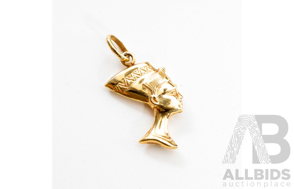 9ct Yellow Gold Nefertiti Pendant/charm, 29mm, 0.99 Grams - as New