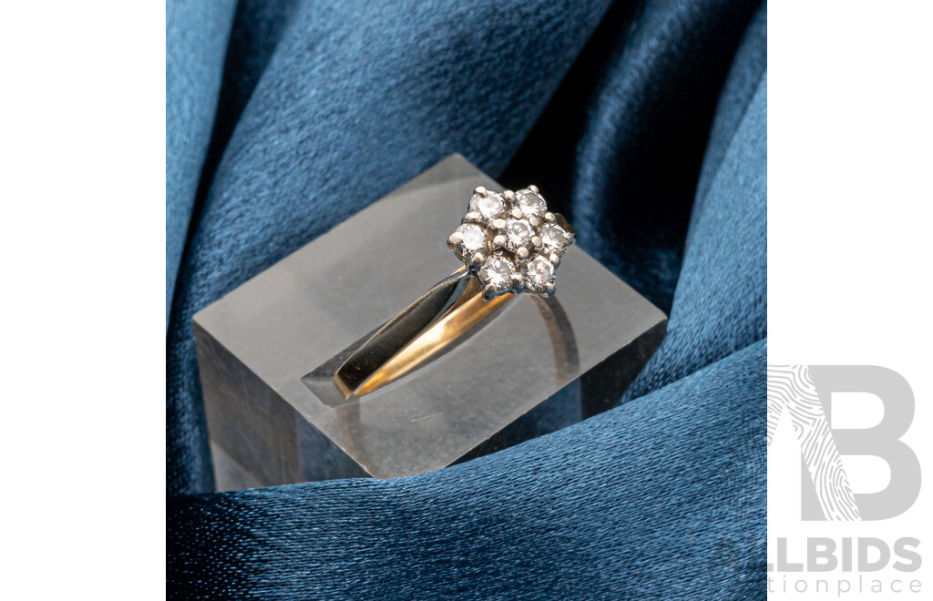 18ct Vintage Diamond Daisy Engagement Ring, Est.TDW0.025ct, Size P, 3.03 Grams
