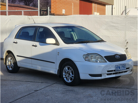 8/2002 Toyota Corolla Ascent SECA ZZE122R 5d Hatchback White 1.8L