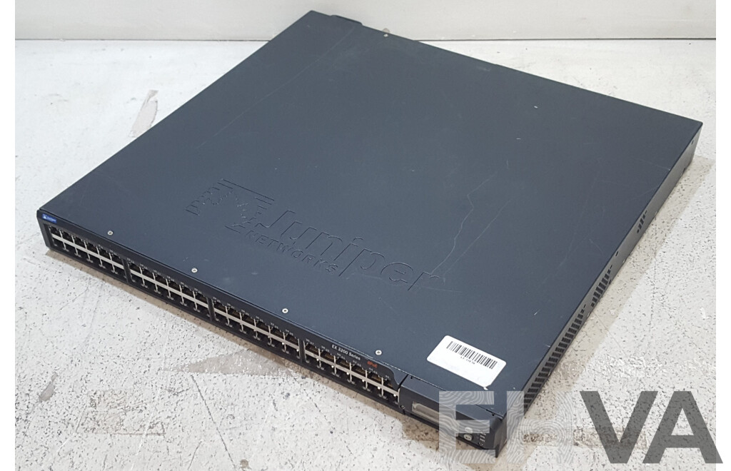 Juniper Networks (EX3200-48T) EX 3200 Series 8PoE 48-Port Gigabit Ethernet Switch