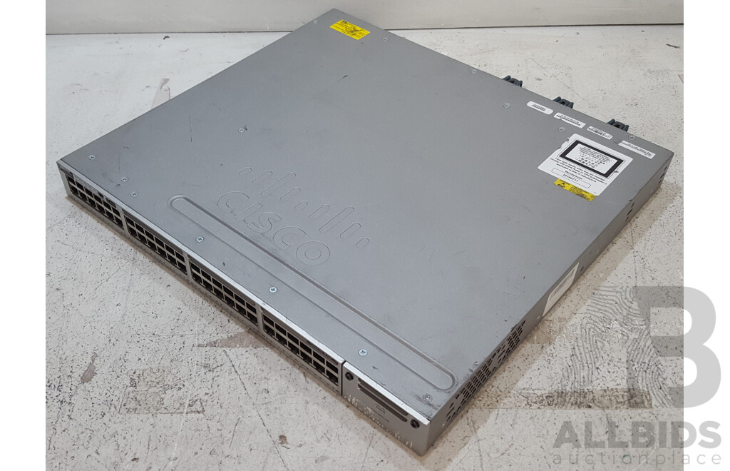 Cisco (WS-C3850-48P-L) Catalyst 3850 48 PoE+ 48-Port Gigabit Switch