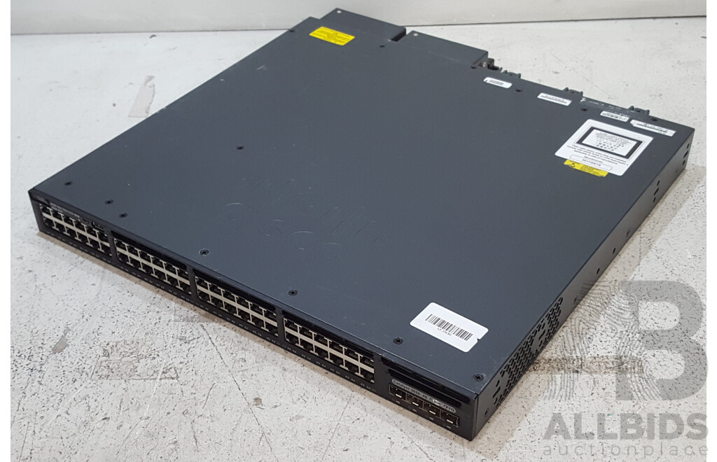 Cisco (WS-C3650-48FS-S) Catalyst 3650 48 PoE+ 4X1G 48-Port Gigabit Ethernet Switch