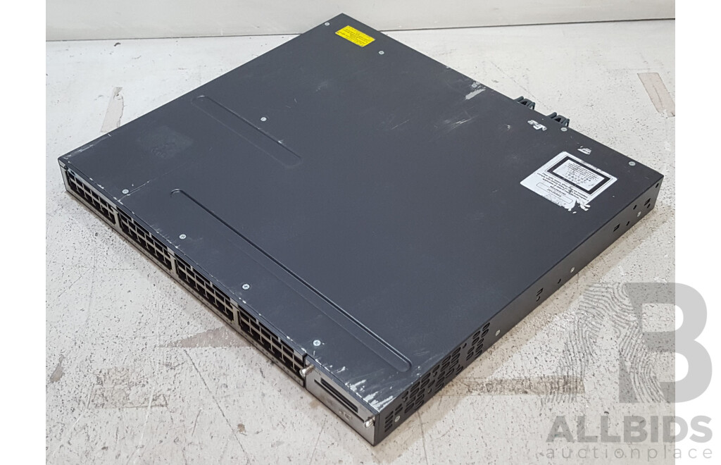 Cisco (WS-C3560X-48PF-S) Catalyst 3560-X Series PoE+ 48-Port Gigabit Ethernet Switch