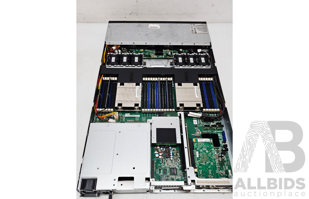 Quanta (S210-X12RS) Dual Intel Xeon (E5-2667 v2) 3.30GHz-4.00GHz 8-Core CPU 1RU Server w/ 32GB DDR3