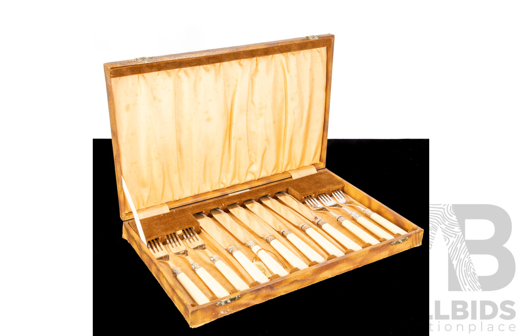 Vintage Silver Plate 12 Piece Fish Set with Faux Ivory Handles in Original Case