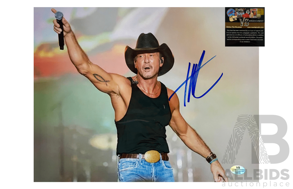 Tim McGraw Autographed Live Performance Photograph VS Authenticated