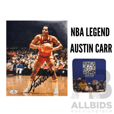 High-Energy Austin Carr Action Photo Featuring Bold Autograph and JSA Authentication