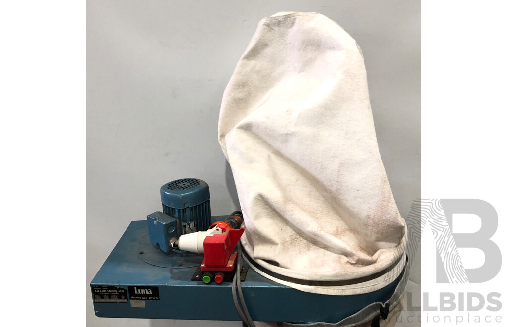 AB Lini-Maskiner Luna Dust Extraction/Collection System