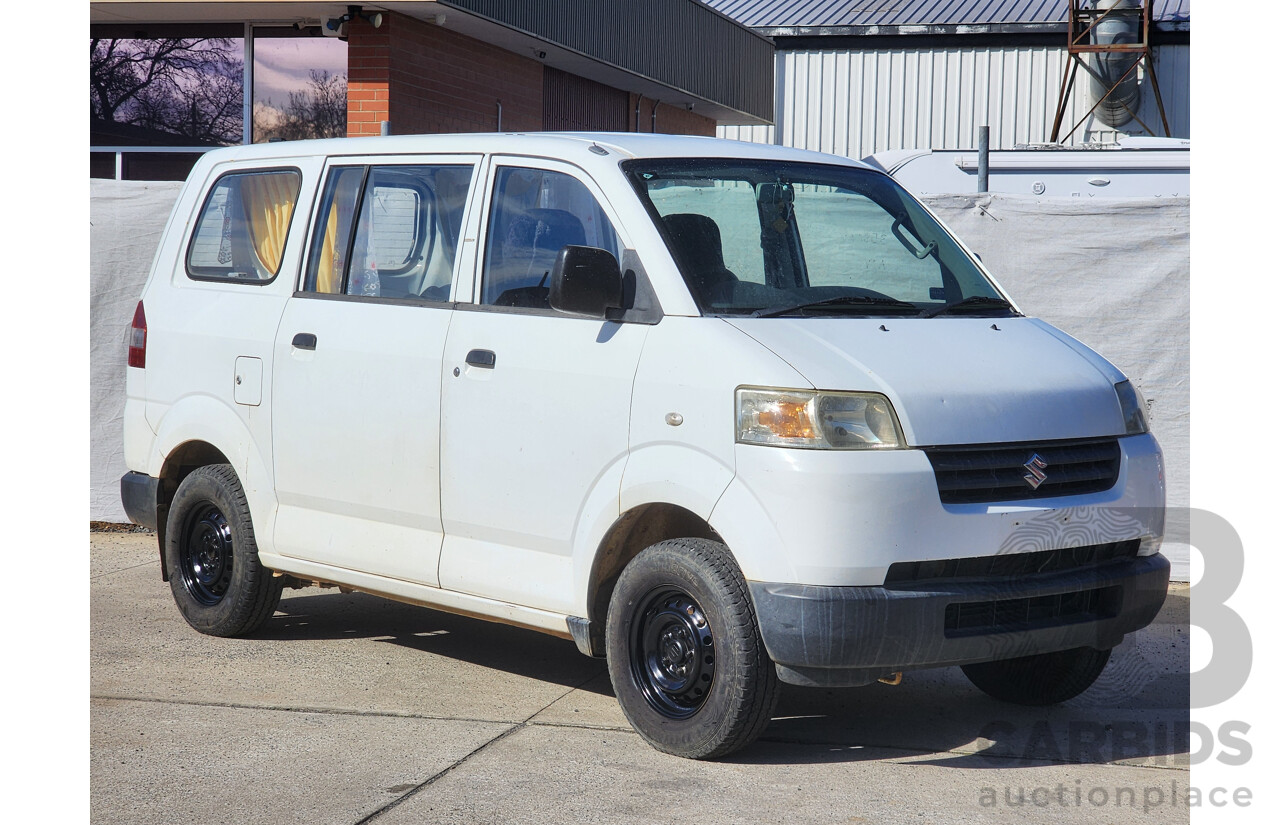 5/2006 Suzuki APV  GD 4d Van White 1.6L